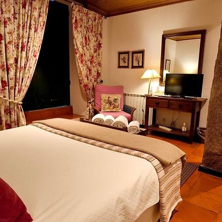 Bed and Breakfast Casa De Santa Ana Da Beira Seia Exterior foto